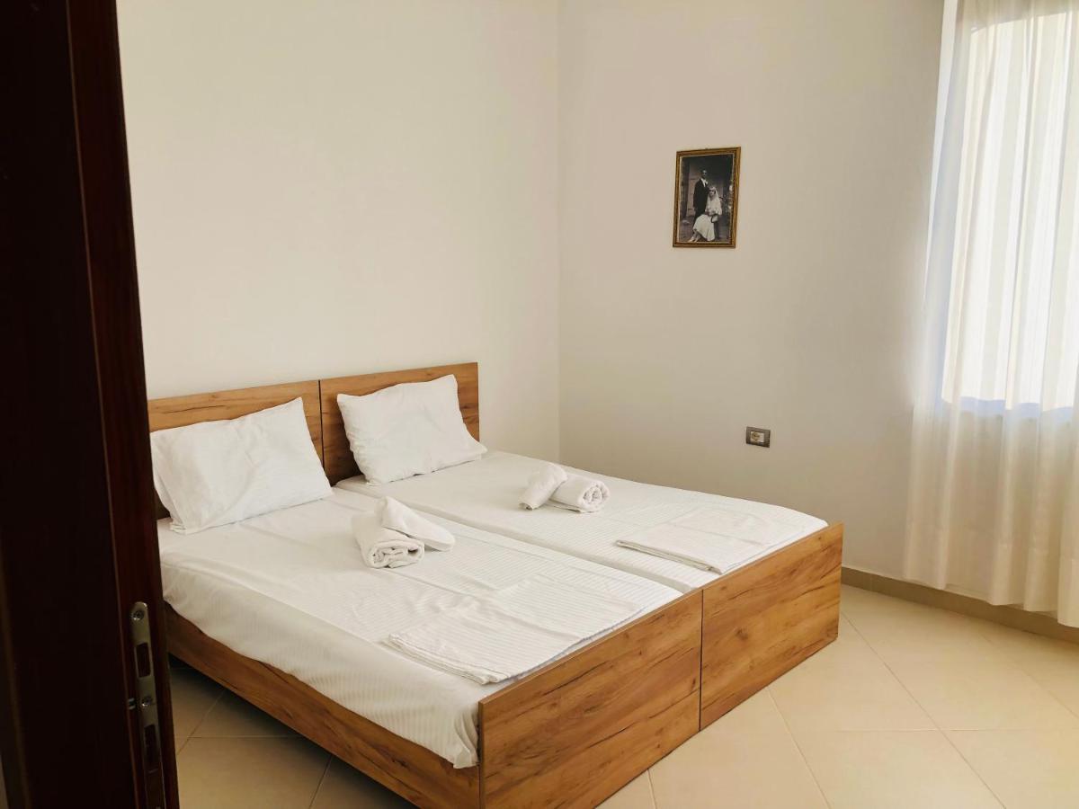 Te Bunkeri Hotel *